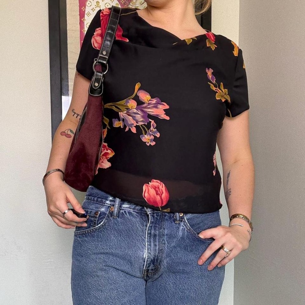 Vintage romantic floral top